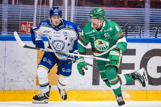 Leksands Marcus Karlberg och Rögles Linus Sandin