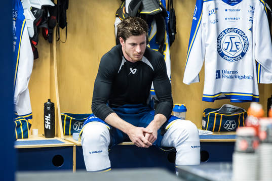 Leksands Peter Cehlarik innan ishockeymatchen i SHL mellan