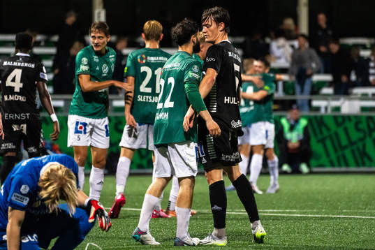 Brages Jonathan Syberg Tamimi och Örebros Daniel Hultqvist