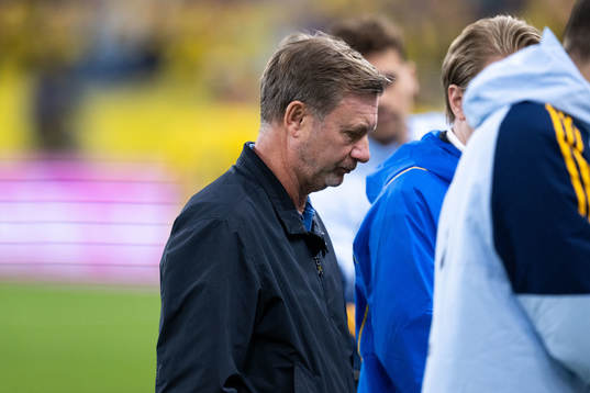 Head coach Peter Gerhardsson of Sweden