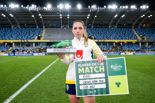 Elin Rubensson of Sweden receives Player of the match award