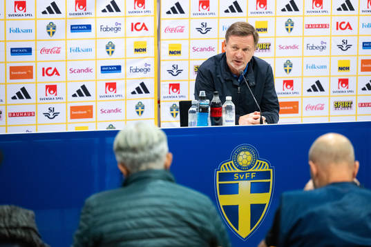 Head coach Peter Gerhardsson of Sweden