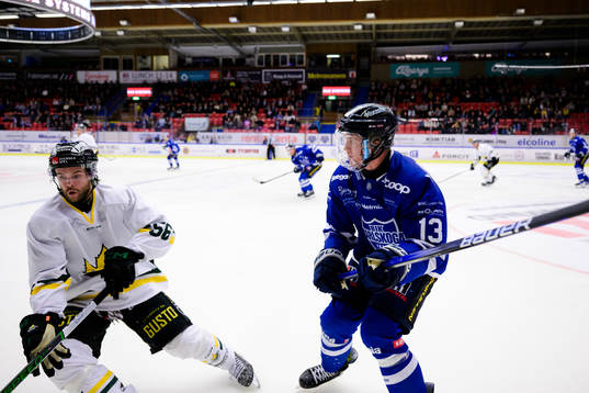 Östersunds Anton Öhman och Karlskogas Hampus Plato
