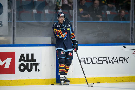 Under ishockeymatchen i Hockeyallsvenskan mellan