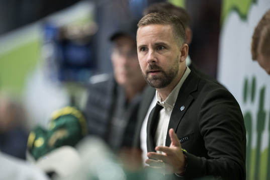 Björklövens tränare Viktor Stråhle