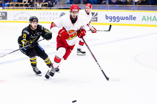Västerås Jared Dmytriw och Almtunas Marcus Karlström