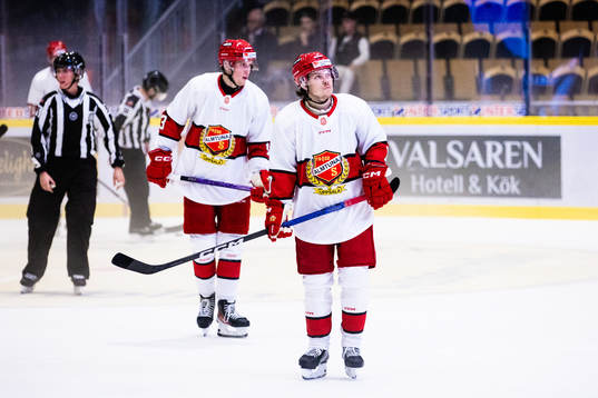 Almtunas Filip Barklund och Oliver Kandergård deppar