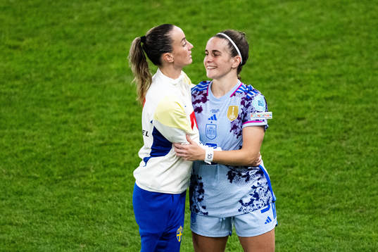 Kosovare Asllani of Sweden and Teresa Abelleira of Spain