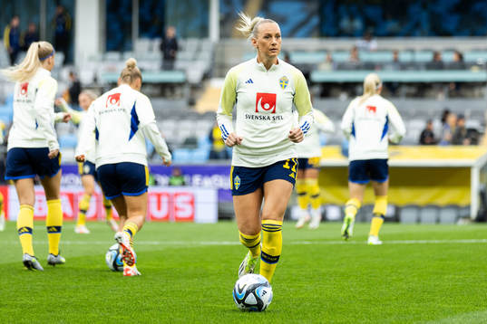 Stina Blackstenius of Sweden