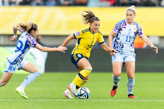 Johanna Rytting Kaneryd of Sweden against Olga Carmona and