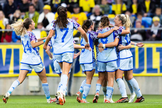 Mariona Caldentey of Spain celebrates with team mates