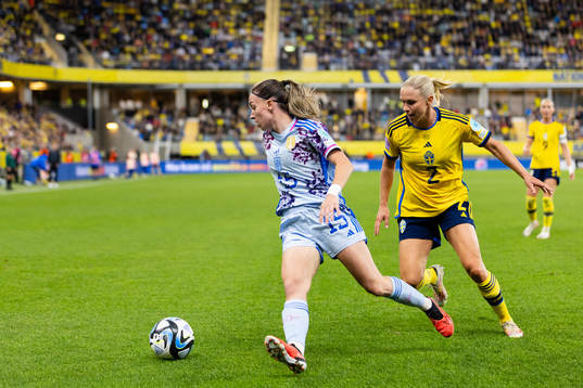 Eva Maria Navarro Garcia of Spain and Jonna Andersson of
