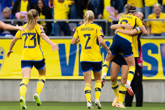 Magdalena Eriksson of Sweden celebrates scoring 1-0 with