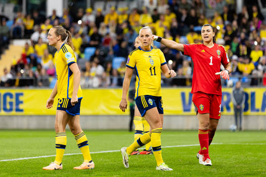 Magdalena Eriksson, Stina Blackstenius and goalkeeper
