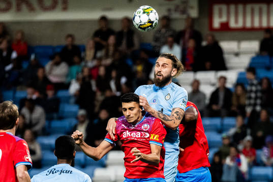 Helsingborgs Amar Muhsin och AFC Eskilstunas Ali Suljic