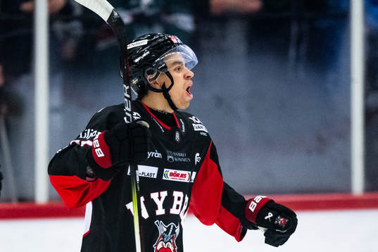 Nybros Theo Nordlund jublar