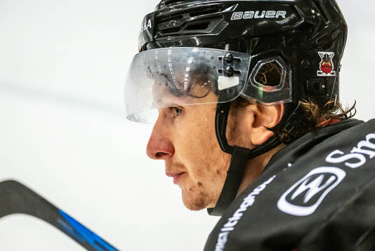 Imma på visiret på Nybros Maxim Golods hjälm