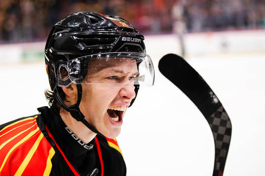 Brynäs Linus Lindblom jublar