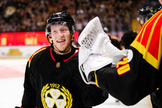 Brynäs Anton Ohlsson jublar