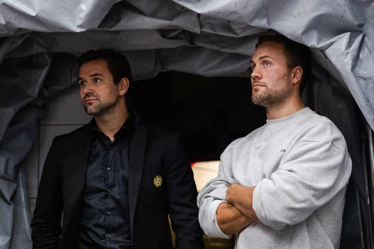 Brynäs sportchef Johan Alcén och spelare Johan Larsson