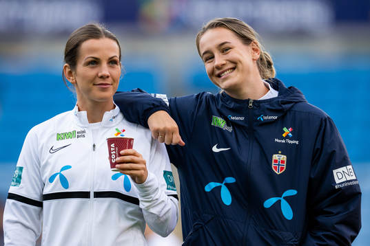 Tuva Hansen and Elisabeth Terland of Norway