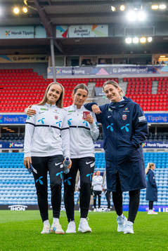 Guro Reiten, Tuva Hansen and Elisabeth Terland of Norway