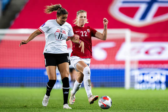 Marina Georgieva of Austria and Sophie Román Haug of Norway