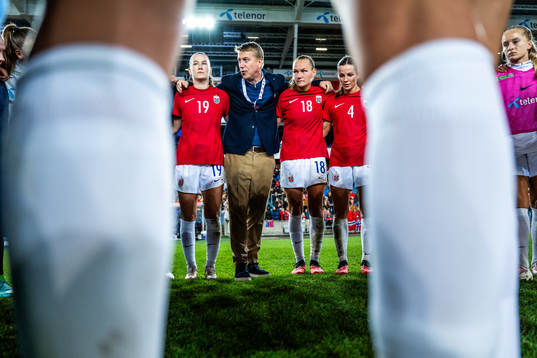Head coach Leif Gunnar Smerud of Norway