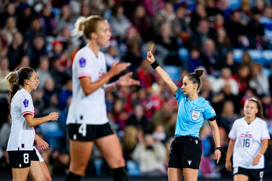Referee Iuliana Demetrescu