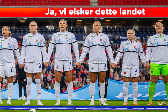 Guro Reiten, Caroline Graham Hansen, Ingrid Syrstad Engen,