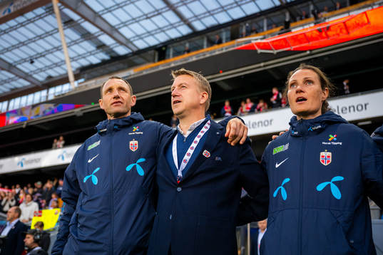 Terje Skjeldestad, assistant coach, Leif Gunnar Smerud,