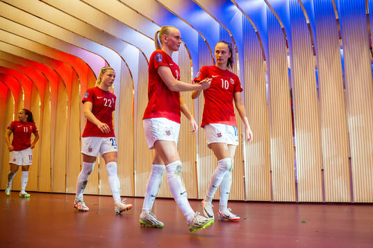 Sophie Román Haug, Karina Sævik and Caroline Graham