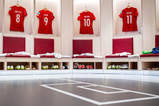 The kits of Vilde Bøe Risa, Karina Sævik, Caroline Graham