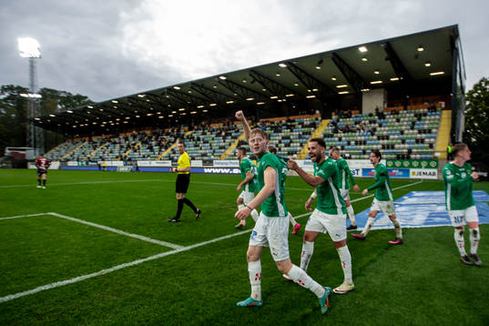 Jönköpings Södras Elias Nordström jublar
