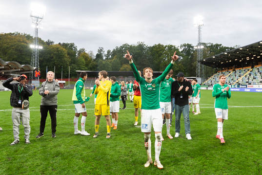Jönköpings Södras Adam Ben Lamin jublar