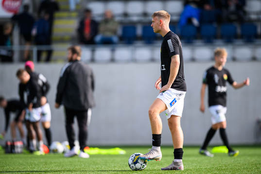GAIS Joackim Åberg värmer upp