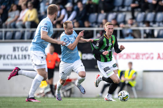 Gefles Oscar Lundin och GAISs Julius Lindberg