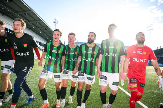 GAIS spelare jublar