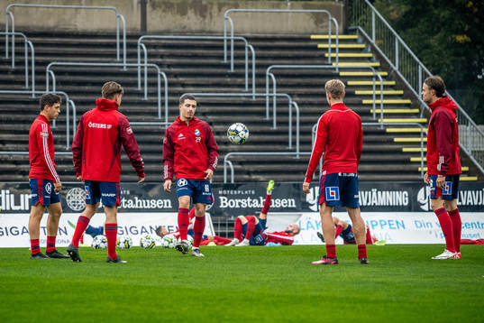 Östers Hannes Bladh Pijaca