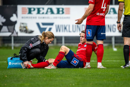 Östers Theodor Johansson har ont
