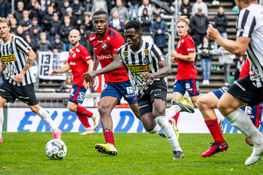 Östers Manasse Kusu och Landskronas Kofi Asare