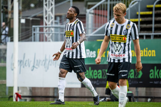 Landskronas Samuel Kotto deppar