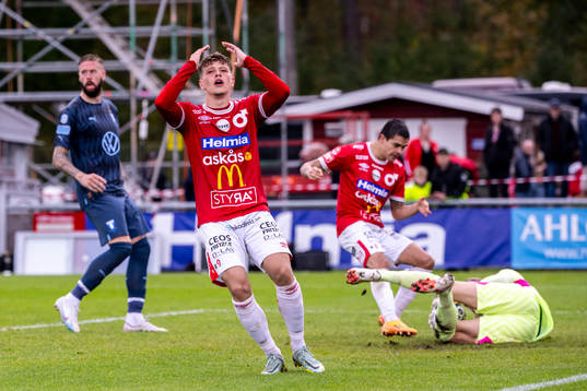 Degerfors Gustav Lindgren deppar