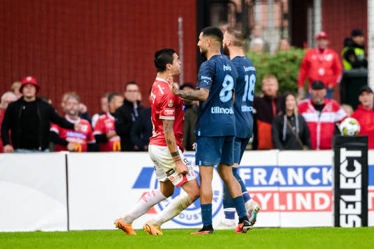 Degerfors Diego De Jesus Campos Ballestero och Malmö FFs
