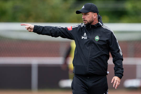 Skövde AIKs tränare Tobias Linderoth