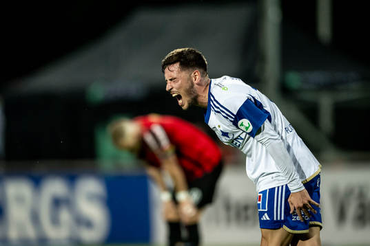 IFK Norrköpings Arnor Traustason deppar