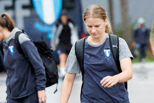 Malmö FFs Amanda Kander anländer