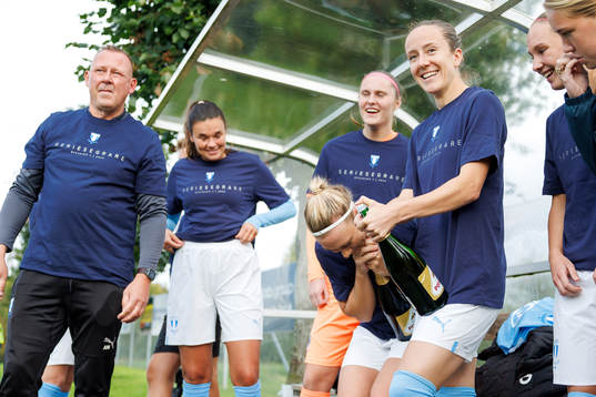 Malmö FFs spelare väntar på slutsignalen