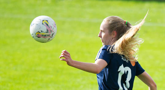 FC Hessleholms Viktoria Månsson i matchen i division 3