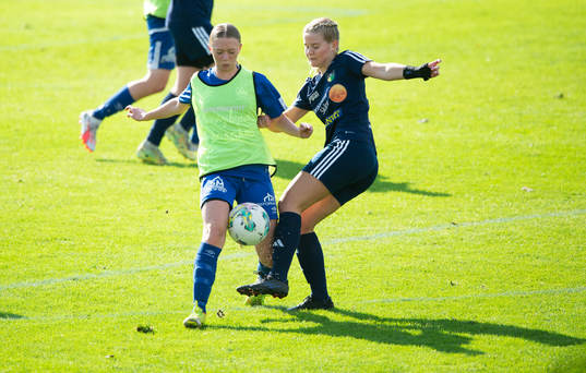 i matchen i division 3 Skåne Norra för damer mellan FC